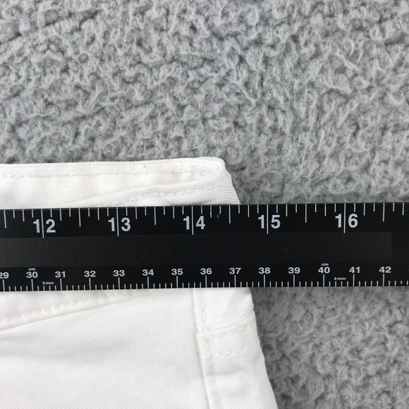 AMERICAN EAGLE Size 6 Highest Rise Distressed White Baggy Cut Off Shorts - Picture 16 of 16